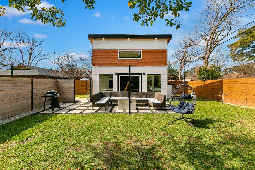 Tiny House | Central Houston, TX photo 2